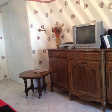 Charmant Gite A Etain, Tout Inclus, Proche Verdun Avec Terrasse Et Parking - Fr-1-585-3 Eksteriør billede