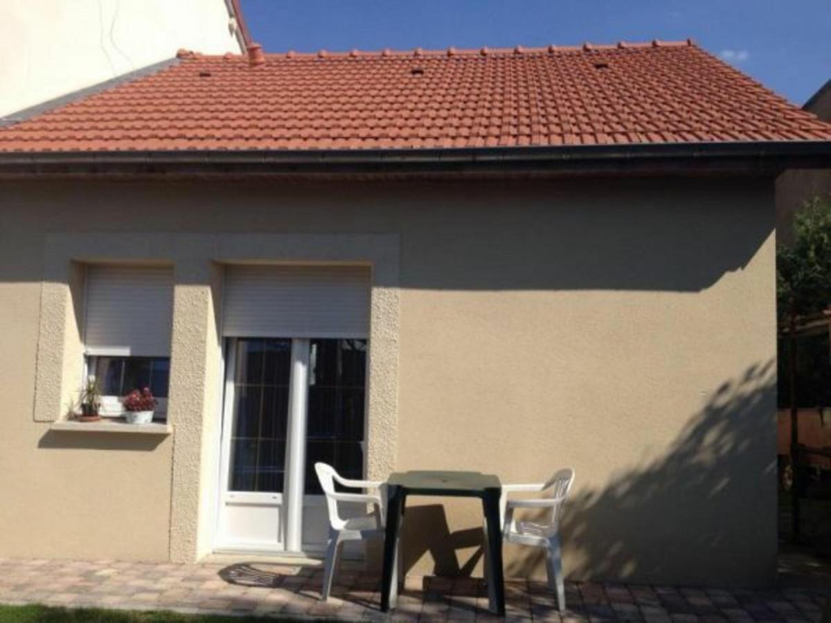 Charmant Gite A Etain, Tout Inclus, Proche Verdun Avec Terrasse Et Parking - Fr-1-585-3 Eksteriør billede